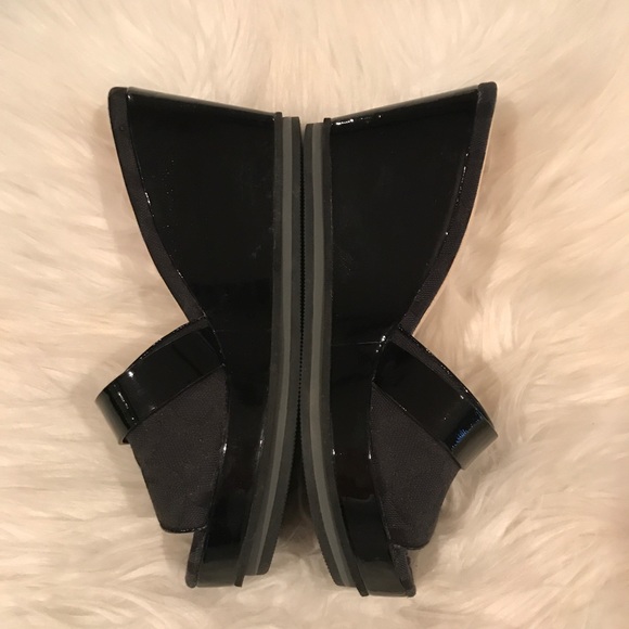 Coach Wedge Sandals - Picture 3 of 4